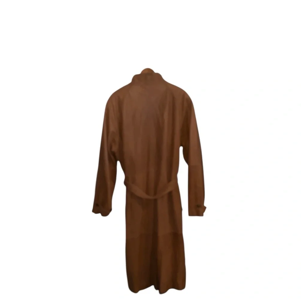 Vintage American Style Brown Leather Belted Trench Coat
Mountain life old money - Picture 10 of 14